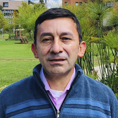 William Miguel Pedraza Donoso, mesero de Alimentos y Bebidas de la Universidad de La Sabana