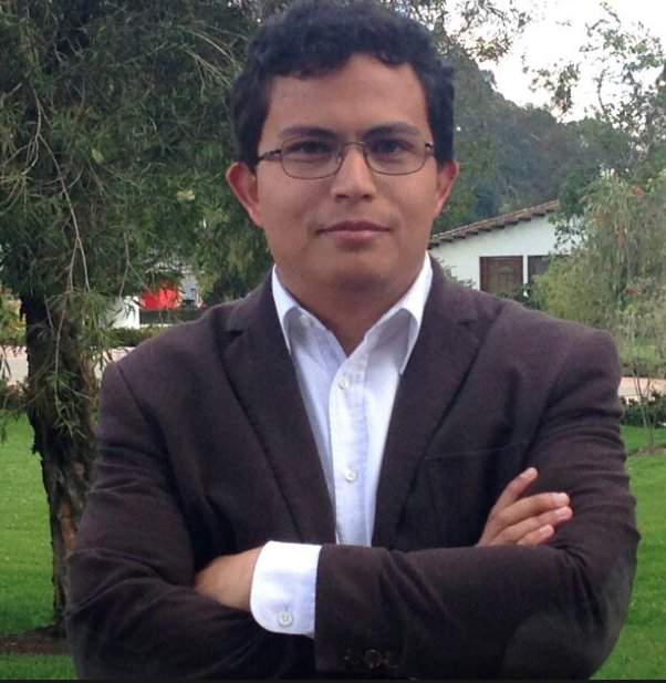 Cristian Rojas director de programa de ciencias polititcas