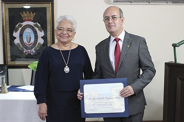 Director de la Maestría en Lingüística Panhispánica, nuevo miembro de la Academia Panameña de la Lengua