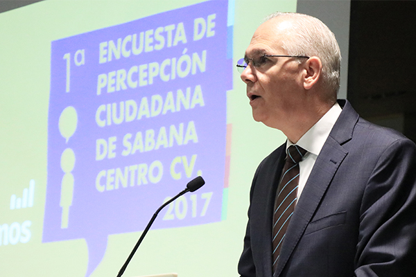 Rector Obdulio Velásquez Posada, durante la Presentación de la Primera Encuesta de Percepción Ciudadana.