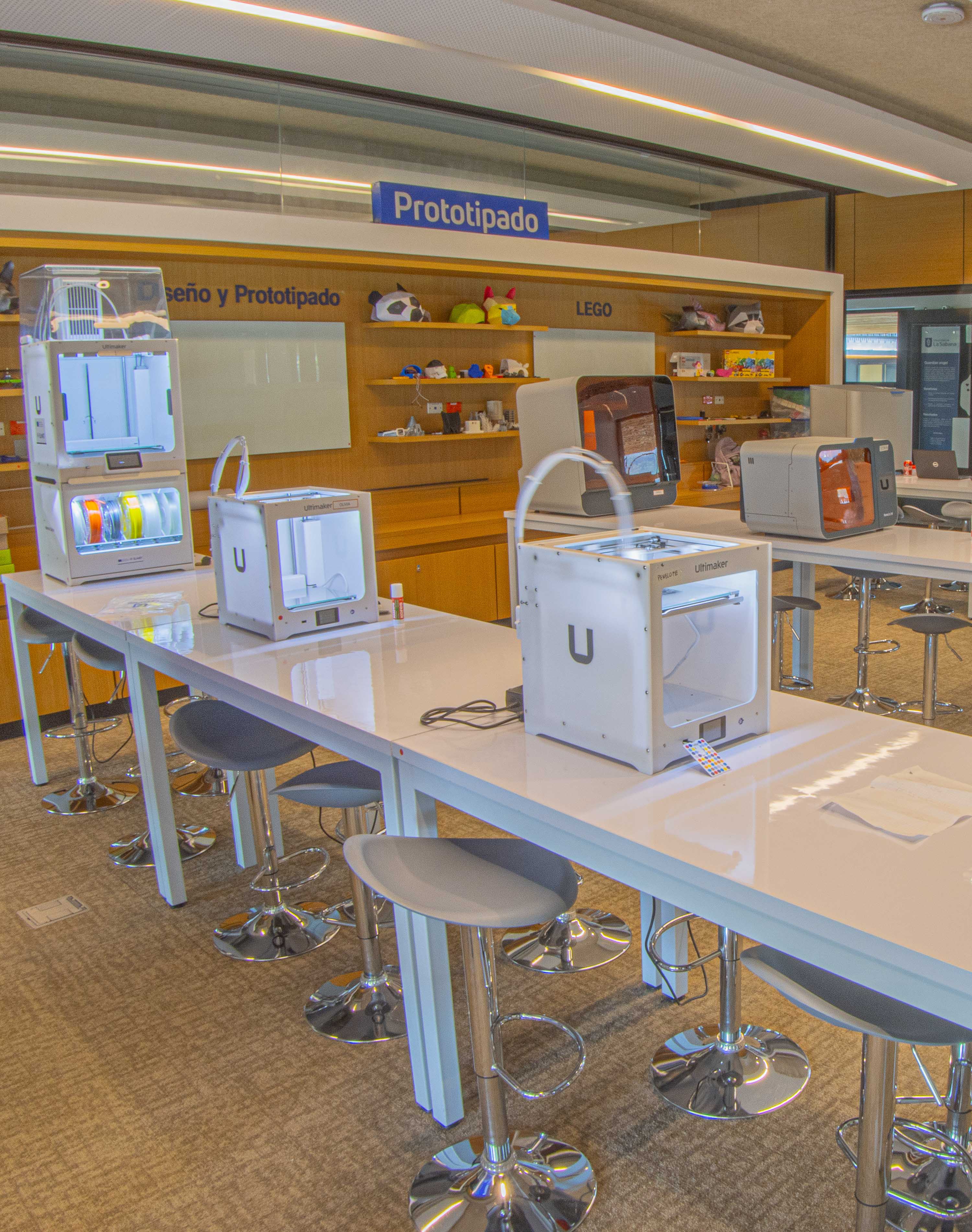 imagen tarjeta modal